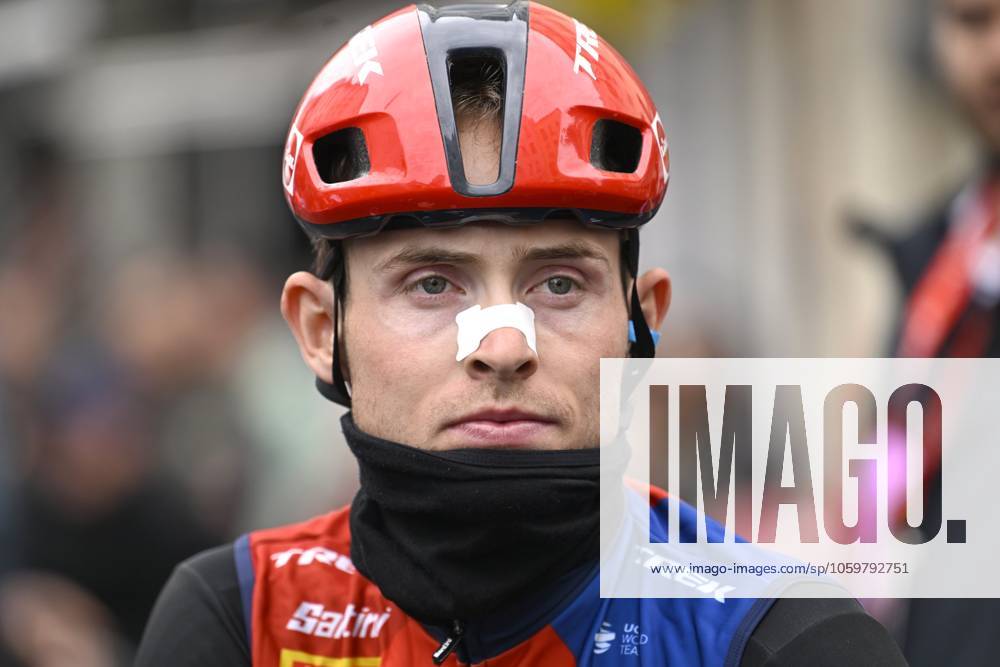 Paris - Nice 2025 - stage 4 LA LOGE DES GARDES, FRANCE - MARCH 12 : Skjelmose Mattias (DEN) of Lidl - Trek during stage 4 of the 83th edition of the Paris - Nice cycling race, a stage of 163,4km with start in Vichy and finish in La Loge Des Gardes on March 12, 2025 in La Loge Des Gardes, France, 12 03 2025 ( Motordriver Kenny Verfaillie - La Loge Des Gardes France