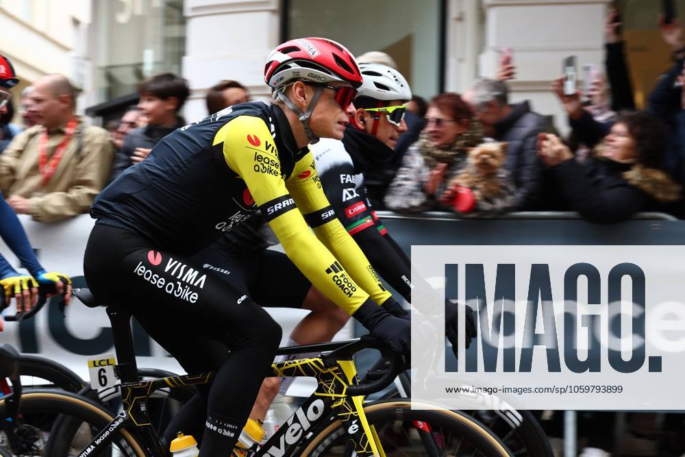 Danish Jonas Vingegaard Hansen of Team Visma-Lease a Bike and Portuguese Joao Almeida of UAE Team Emirates pictured at the start of stage four of the 83th edition of the Paris-Nice cycling race, 163,4km from Vichy to La Loge des Gardes, France, Wednesday 12 March 2025. DAVIDxPINTENS x114747818x