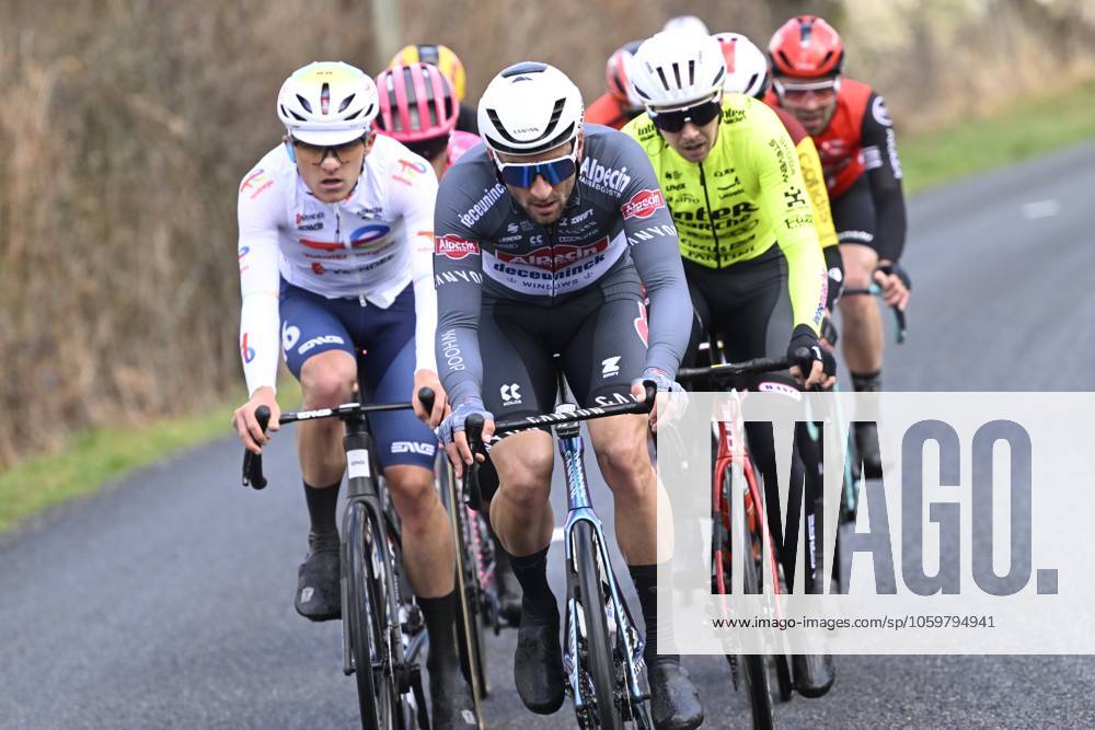 Paris - Nice 2025 - stage 4 LA LOGE DES GARDES, FRANCE - MARCH 12 : Planckaert Edward (BEL) of Alpecin - Deceuninck , Gachignard Thomas (FRA) of Team Totalenergies, Smith Dion (NZL) of Intermarche - Wanty during stage 4 of the 83th edition of the Paris - Nice cycling race, a stage of 163,4km with start in Vichy and finish in La Loge Des Gardes on March 12, 2025 in La Loge Des Gardes, France, 12 03 2025 ( Motordriver Kenny Verfaillie - La Loge Des Gardes France