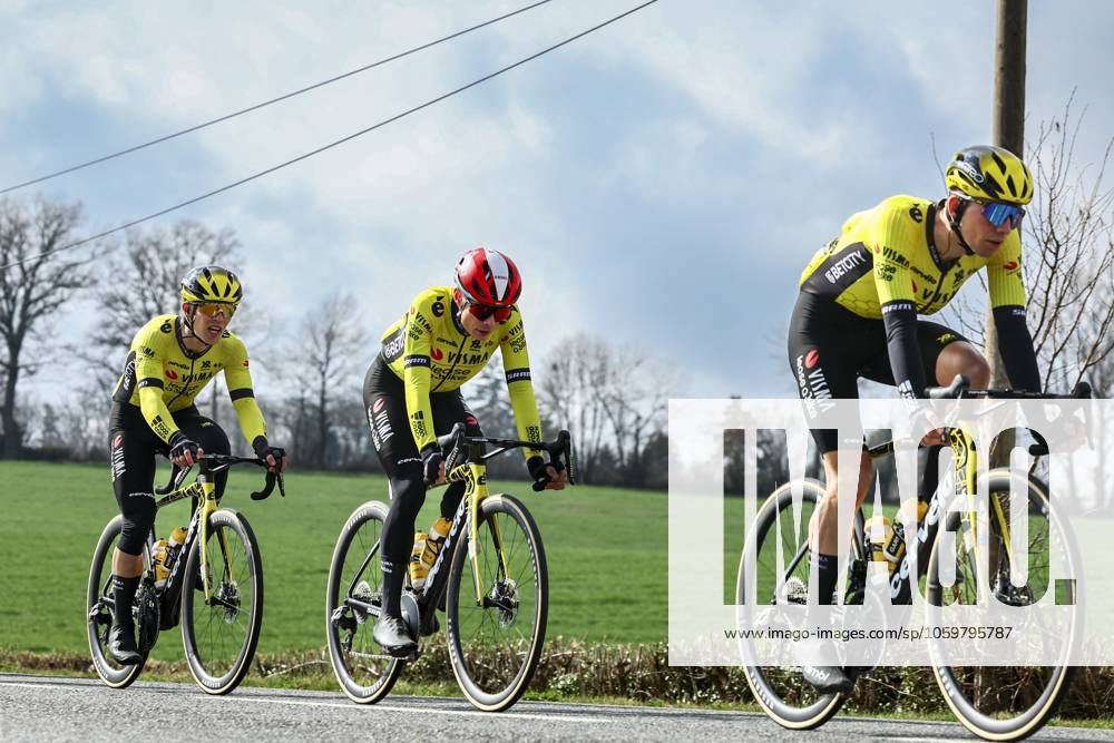 Danish Jonas Vingegaard Hansen of Team Visma-Lease a Bike pictured in action during stage four of the 83th edition of the Paris-Nice cycling race, 163,4km from Vichy to La Loge des Gardes, France, Wednesday 12 March 2025. DAVIDxPINTENS x114757607x