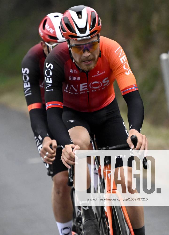 Paris - Nice 2025 - stage 4 LA LOGE DES GARDES, FRANCE - MARCH 12 : Foss Tobias (NOR) of Ineos Grenadiers and Tarling Joshua (GBR) of Ineos Grenadiers attacking during stage 4 of the 83th edition of the Paris - Nice cycling race, a stage of 163,4km with start in Vichy and finish in La Loge Des Gardes on March 12, 2025 in La Loge Des Gardes, France, 12 03 2025 ( Motordriver Kenny Verfaillie - La Loge Des Gardes France