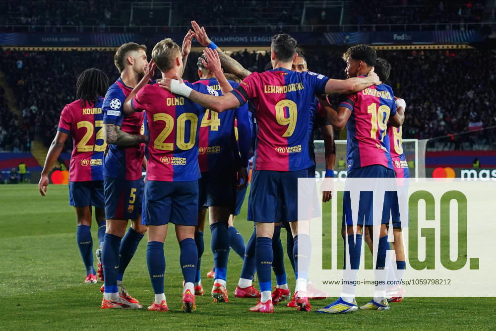 ESP: FC Barcelona, Barca - SL Benfica. UEFA Champions League match. Round of 16 FC Barcelona players celebrating the Lamine Yamals goal during the UEFA Champions League match, Round of 16, between FC Barcelona and Benfica played at Lluis Companys Stadium on March 11 2025 in Barcelona Spain. kpng