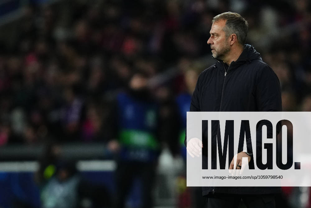 ESP: FC Barcelona, Barca - SL Benfica. UEFA Champions League match. Round of 16 FC Barcelona head coach Hansi Flick during the UEFA Champions League match, Round of 16, between FC Barcelona and Benfica played at Lluis Companys Stadium on March 11 2025 in Barcelona Spain. kpng