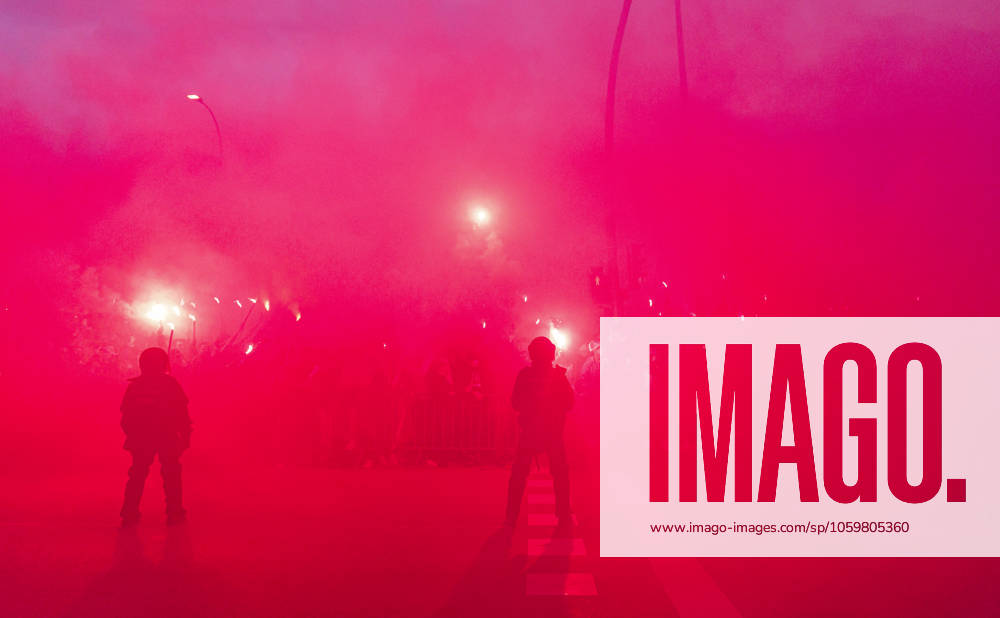 Atletico de Madrid vs Real Madrid CF - UEFA Champions League - 12 03 2025 Atletico Madrid fans waiting for the arrival of their team bus with flares and fireworks under the presence of police during the UEFA Champions League match between Atletico de Madrid and Real Madrid CF at Estadio Riyadh Air Metropolitano on March 12, 2025 in Madrid, Spain. Madrid Spain