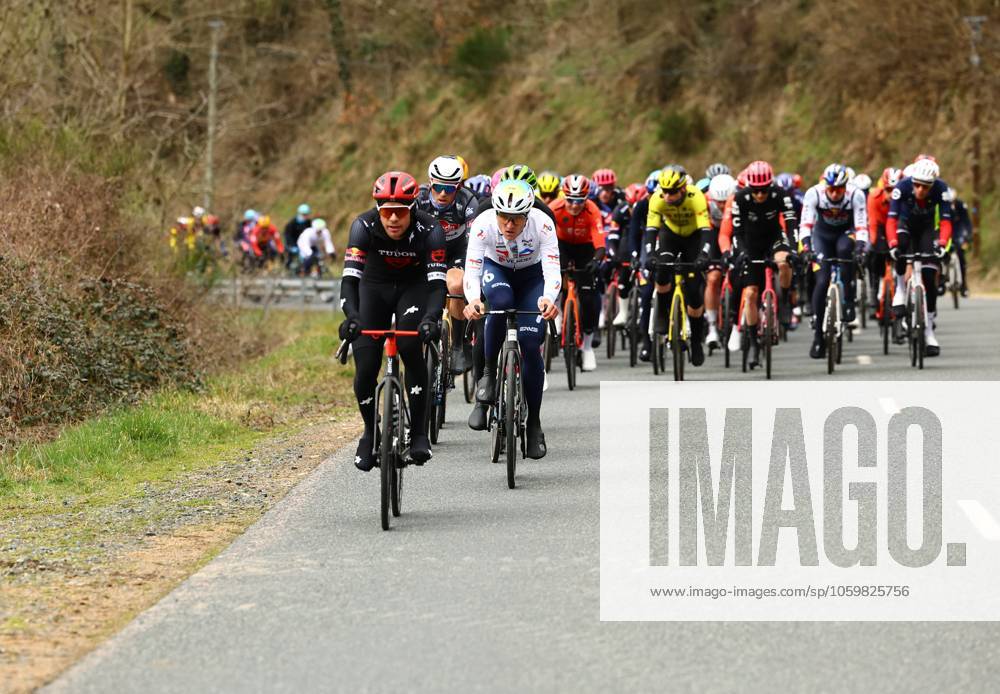 The pack of riders pictured in action during stage five of the 83th edition of the Paris-Nice cycling race, 196,5 km from Saint-Just-en-Chevalet to La Cote-Saint-Andre, France, Thursday 13 March 2025. DAVIDxPINTENS x114850753x