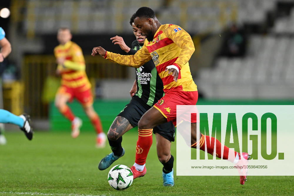 Cercle Brugge vs Jagiellonia Bialystok Afimico Pululu (10) of Jagiellonia and Erick Nunes (8) of Cercle pictured fighting for the ball during the Round of 16 2nd leg game in the Uefa Conference League season 2024-2025 between Cercle Brugge KSV and Jagiellonia Bialystok from Poland on March 13 , 2025 in Brugge, Belgium. (Photo by David Catry Isosport) Brugge Belgium