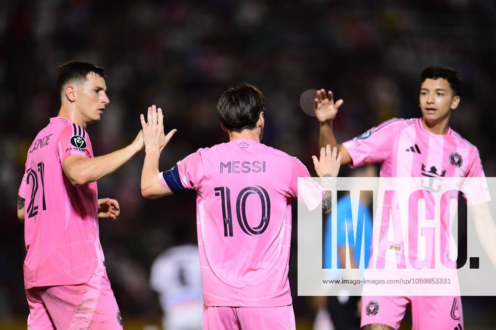 Concacaf Champions Cup 2025 Cavalier vs Inter Miami Lionel Messi celebrates his goal 0-2 with Tadeo Allende and Tomas Aviles of Inter Miami during the round of 16 second leg match between Cavalier and Inter Miami as part of the CONCACAF Champions Cup 2025, at National Stadium on March 13, 2025 in Kingston, Jamaica. KINGSTON JAMAICA JAMAICA