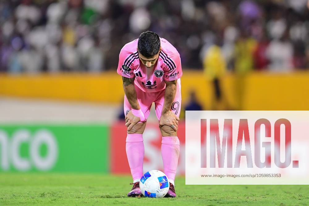 Concacaf Champions Cup 2025 Cavalier vs Inter Miami Luis Suarez of Inter Miami during the round of 16 second leg match between Cavalier and Inter Miami as part of the CONCACAF Champions Cup 2025, at National Stadium on March 13, 2025 in Kingston, Jamaica. KINGSTON JAMAICA JAMAICA