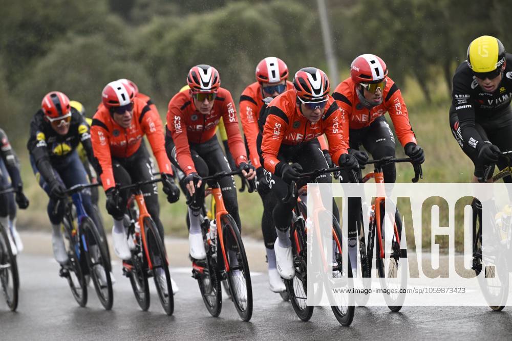 Paris - Nice 2025 - stage 6 BERRE L ETANG, FRANCE - MARCH 14 : Sheffield Magnus (USA) of Ineos Grenadiers and his teammates leading the escape pack during stage 6 of the 83th edition of the Paris - Nice cycling race, a stage of 209,8km with start in Saint-Julien-en-Saint-Alban and finish in Berre L Etang on March 14, 2025 in Berre L Etang, France, 14 03 2025 ( Motordriver Kenny Verfaillie - Berre L Etang France