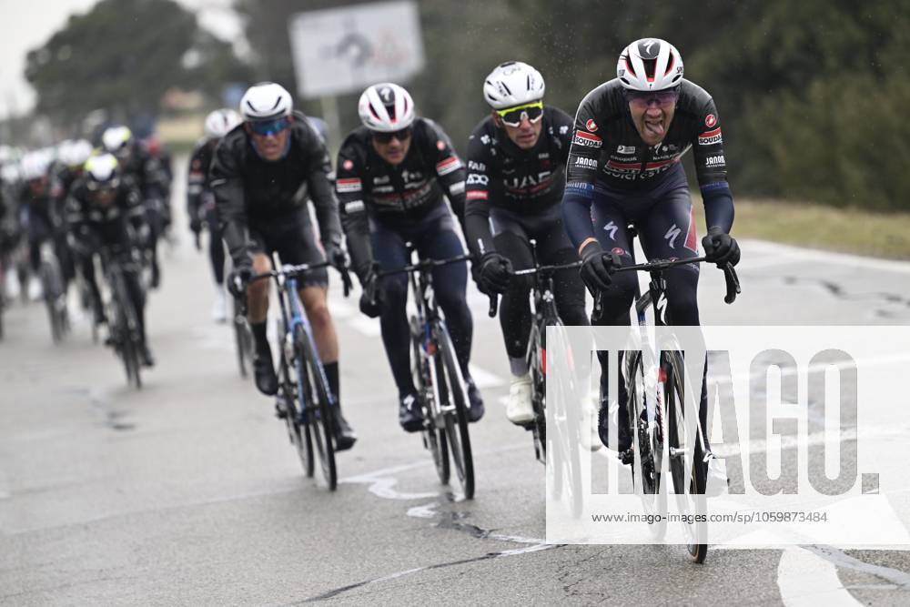 Paris - Nice 2025 - stage 6 BERRE L ETANG, FRANCE - MARCH 14 : Bastiaens Ayco (BEL) of Soudal Quick-Step leading the pursuit group during stage 6 of the 83th edition of the Paris - Nice cycling race, a stage of 209,8km with start in Saint-Julien-en-Saint-Alban and finish in Berre L Etang on March 14, 2025 in Berre L Etang, France, 14 03 2025 ( Motordriver Kenny Verfaillie - Berre L Etang France