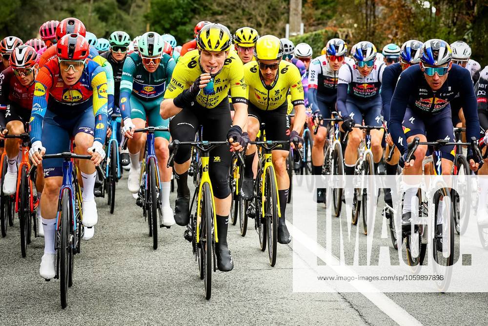 Belgian Victor Campenaerts of Team Visma-Lease a Bike pictured in action during stage seven of the 83th edition of the Paris-Nice cycling race, 147,8 km from Nice to Auron, France, Saturday 15 March 2025. DAVIDxPINTENS x114998525x