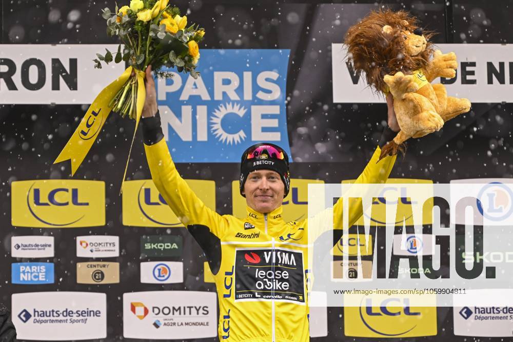 Paris - Nice 2025 - stage 7 AURON, FRANCE - MARCH 15 : Jorgenson Matteo (USA) of Team Visma Lease A Bike on the podium with the yellow jersey during stage 7 of the 83th edition of the Paris - Nice cycling race, a stage of 109,3km with start in Nice and finish at Auron on March 15, 2025 in Auron, France, 15 03 2025 ( Motordriver Kenny Verfaillie - Auron France