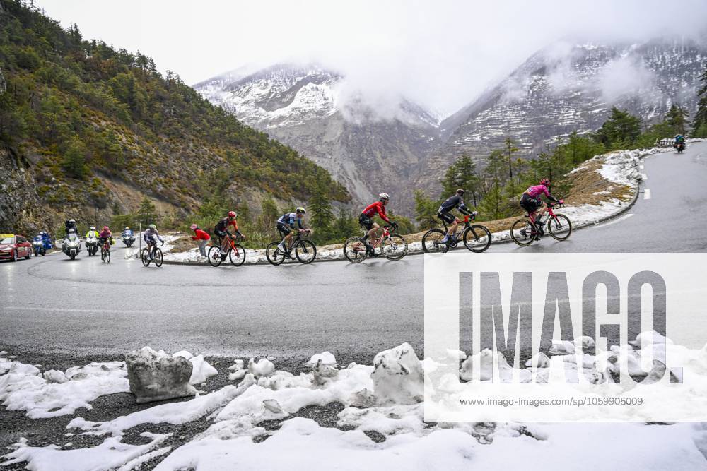 Paris - Nice 2025 - stage 7 AURON, FRANCE - MARCH 15 : Illustration picture of the escape pack in the snow during stage 7 of the 83th edition of the Paris - Nice cycling race, a stage of 109,3km with start in Nice and finish at Auron on March 15, 2025 in Auron, France, 15 03 2025 ( Motordriver Kenny Verfaillie - Auron France