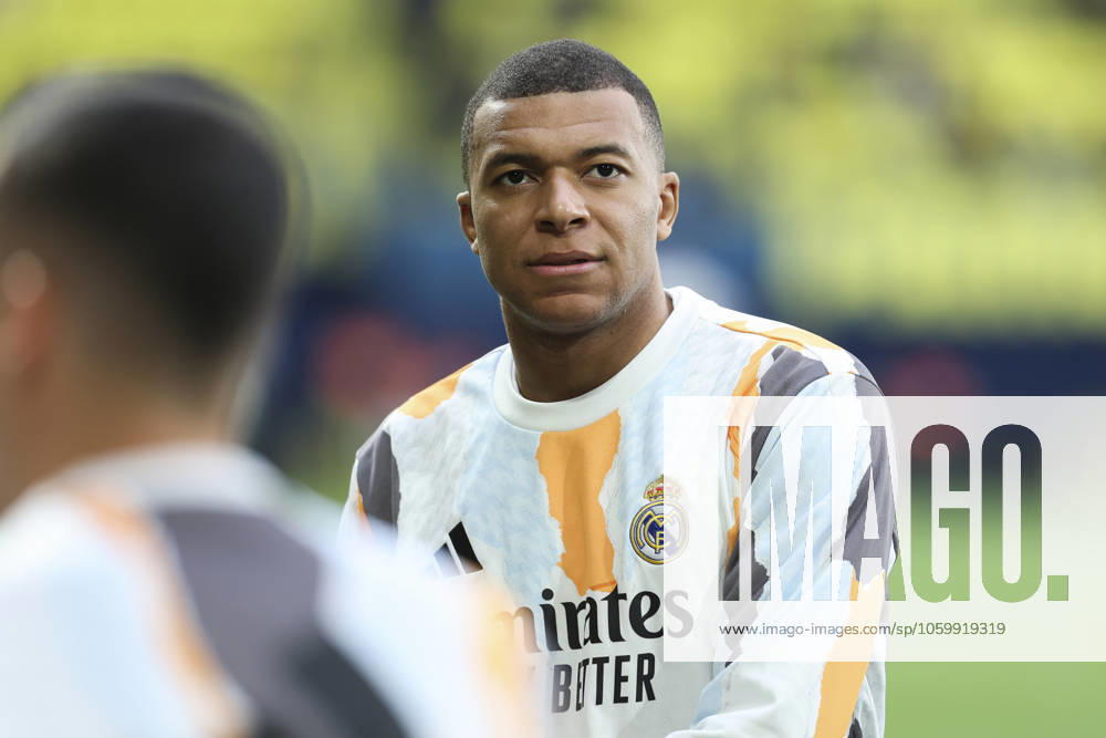 Kylian Mbappe of Real Madrid looks on during the Spanish league, LaLiga EA Sports, football match played between Villarreal CF and Real Madrid CF at La Ceramica stadium on March 15, 2025, in Villarreal, Spain. Villarreal SPAIN - ZUMAa181 20250315_zaa_a181_044