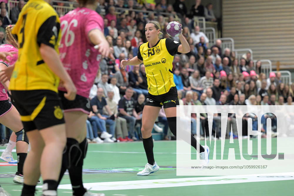Dana Bleckmann BVB Borussia Dortmund Handball, 66 TusSies Metzingen vs BVB Borussia Dortmund Handball, Handball, HBF, 19 League Matchday, Season 2024 2025, 15 03 2025 TusSies Metzingen vs BVB Borussia Dortmund Handball, Handball, HBF, 19 League Matchday, Season 2024 2025, 15 03 2025 Metzingen