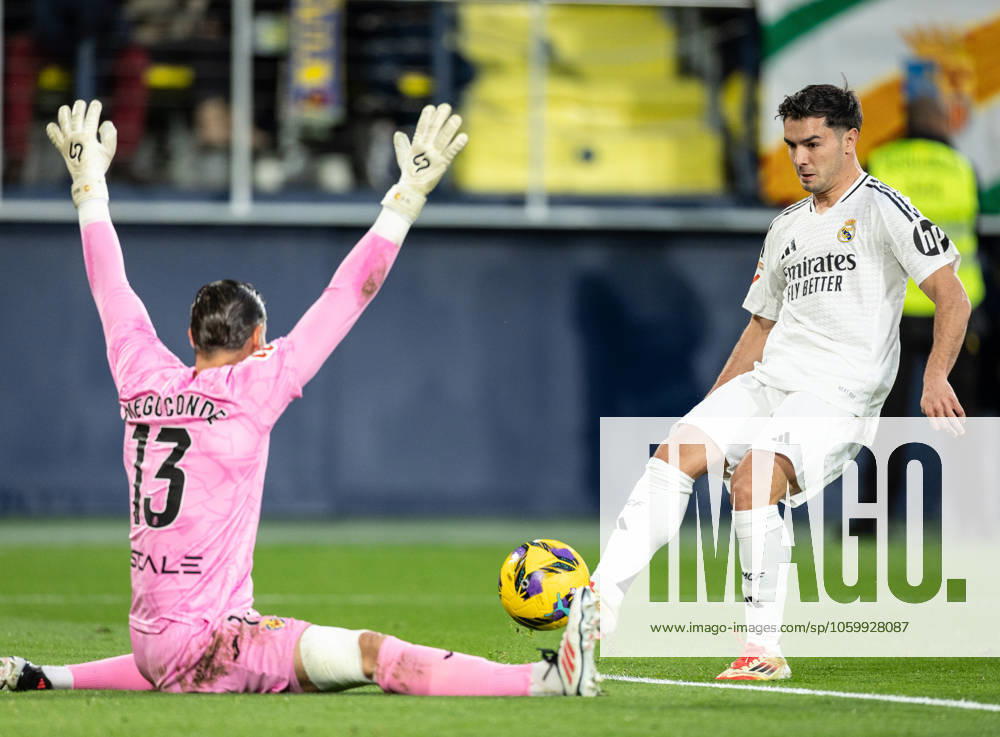 Villarreal vs Real Madrid Rodrygo (Real Madrid) in action during the game against Villarreal valid for La Liga at the La Ceramica stadium, in Vila Real, today March 15, 2025.