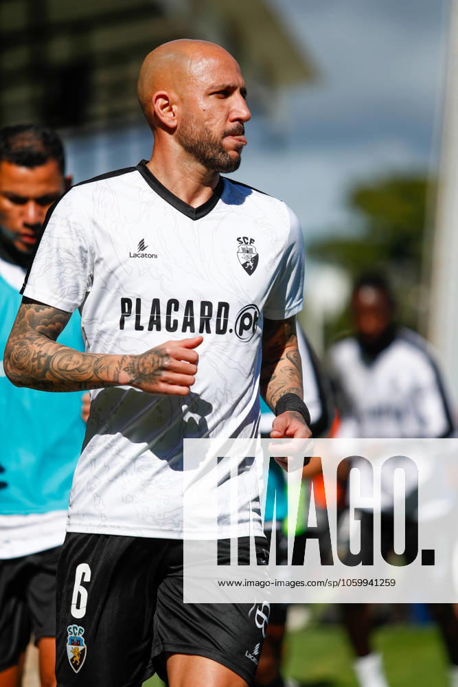 LIGA PORTUGAL 26th round match between SC Farense and SC Braga at EstoÂ¡dio SoÂ£o Luis. 6 Farense midfielder, Neto during warm-up before the game.Mandatory Credit: Toby Tande PXImages Faro Portugal - ZUMAp175 20250315_zsa_p175_036