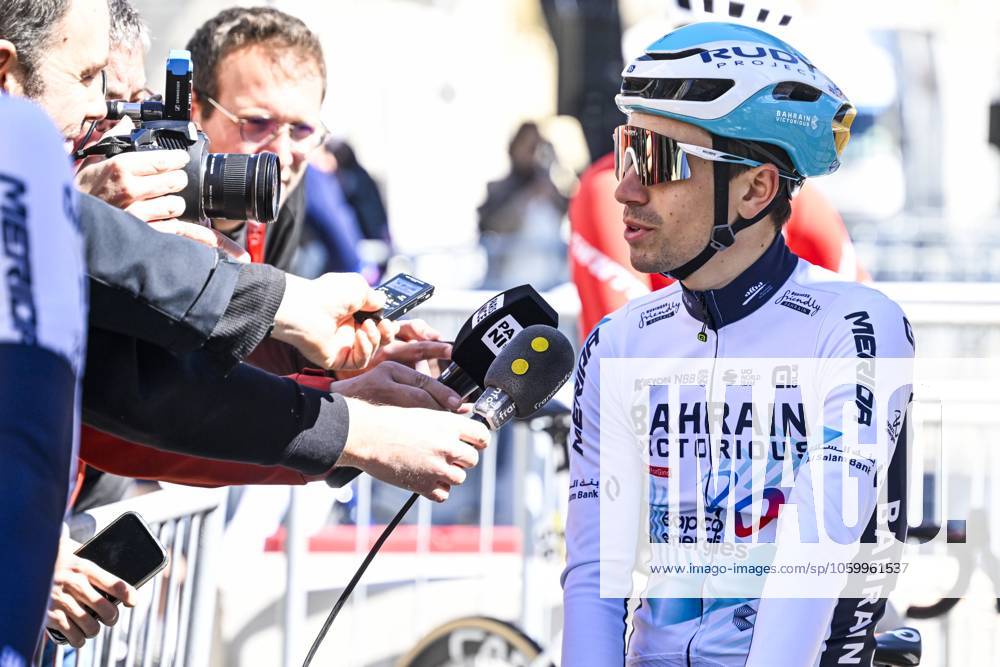 Paris - Nice 2025 - stage 8 NICE, FRANCE - MARCH 16 : Martinez Lenny (FRA) of Bahrain - Victorious before the start of the race during stage 8 and final stage of the 83th edition of the Paris - Nice cycling race, a stage of 119,9km with start and finish in Nice on March 16, 2025 in Nice, France, 16 03 2025 ( Motordriver Kenny Verfaillie - Nice France
