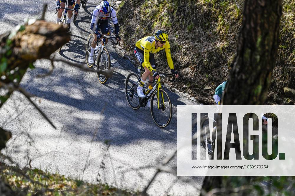 Paris - Nice 2025 - stage 8 NICE, FRANCE - MARCH 16 : Jorgenson Matteo (USA) of Team Visma Lease A Bike in action during stage 8 and final stage of the 83th edition of the Paris - Nice cycling race, a stage of 119,9km with start and finish in Nice on March 16, 2025 in Nice, France, 16 03 2025 ( Motordriver Kenny Verfaillie - Nice France