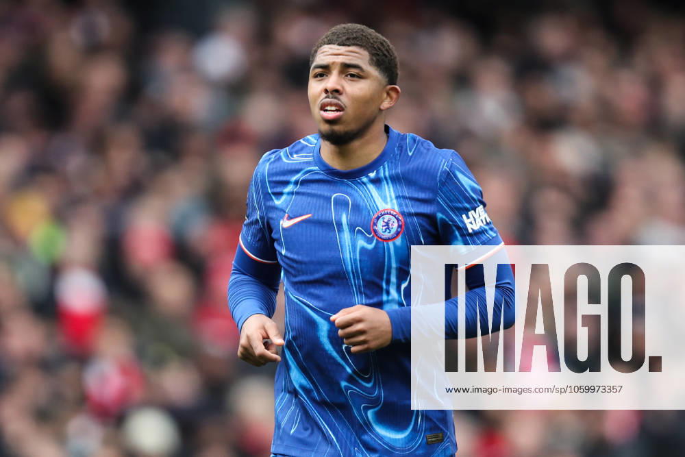 Premier League Arsenal v Chelsea Wesley Fofana of Chelsea during the Premier League match Arsenal vs Chelsea at Emirates Stadium, London, United Kingdom, 16th March 2025 (Photo by Izzy Poles News Images) London Emirates Stadium Greater London United Kingdom