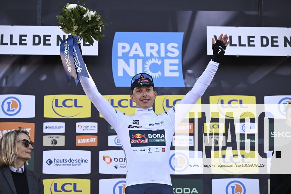 Paris - Nice 2025 - stage 8 NICE, FRANCE - MARCH 16 : Lipowitz Florian (GER) of Red Bull - Bora - Hansgrohe on the podium during stage 8 and final stage of the 83th edition of the Paris - Nice cycling race, a stage of 119,9km with start and finish in Nice on March 16, 2025 in Nice, France, 16 03 2025 ( Motordriver Kenny Verfaillie - Nice France