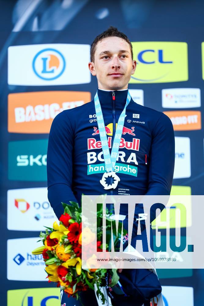 German Florian Lipowitz of RedBull-BORA-hansgrohe pictured on the podium after stage eight of the 83th edition of the Paris-Nice cycling race, 119,9 km from Nice to Nice, France, Sunday 16 March 2025. DAVIDxPINTENS x115107050x