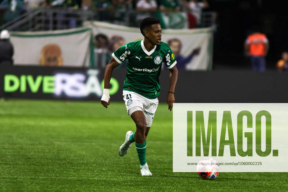 Palmeiras x Corinthians SÃO PAULO, SP - 16.03.2025: PALMEIRAS X CORINTHIANS - Estevão during the match between Palmeiras and Corinthians, valid for the first leg of the 2025 Campeonato Paulista final held at Allianz Parque on Sunday night (16). (Photo: Yuri Murakami Fotoarena) x2707453x YurixMurakami