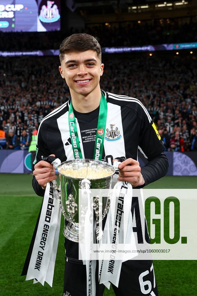 Lewis Miley of Newcastle United celebrates with the Carabao Cup trophy Liverpool v Newcastle United, EFL Carabao Cup, Final, Football, Wembley Stadium, London, UK - 16 Mar 2025