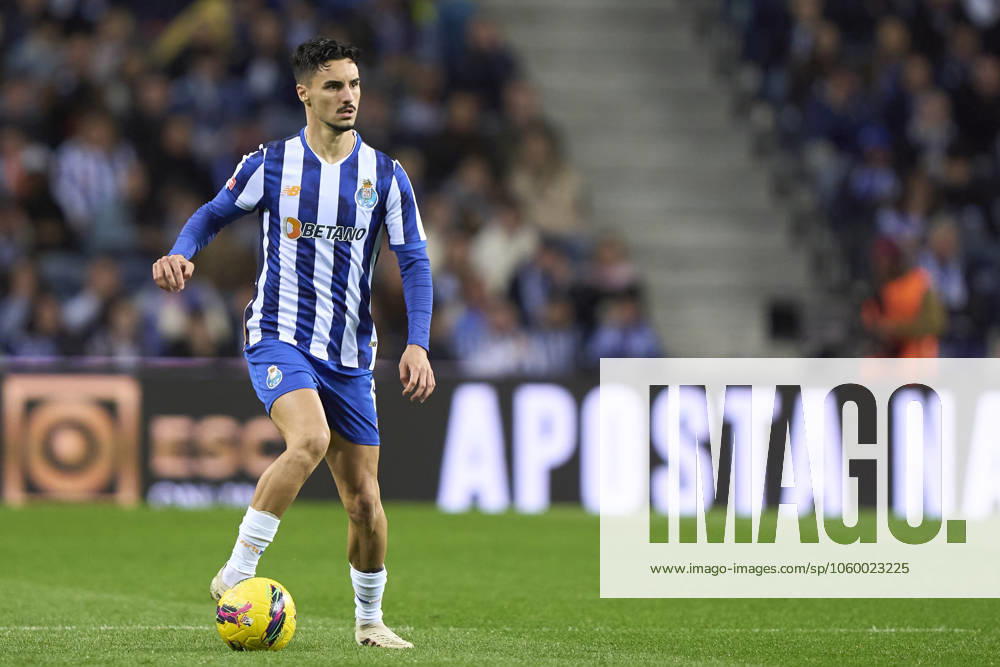 FC Porto v AVS - Liga Portugal Betclic Stephen Eustaquio of FC Porto is in action during the Liga Portugal Betclic match between FC Porto and AVS Futebol at Estadio Do Dragao in Porto, Portugal, on March 15, 2025. Porto, Portugal Porto Portugal