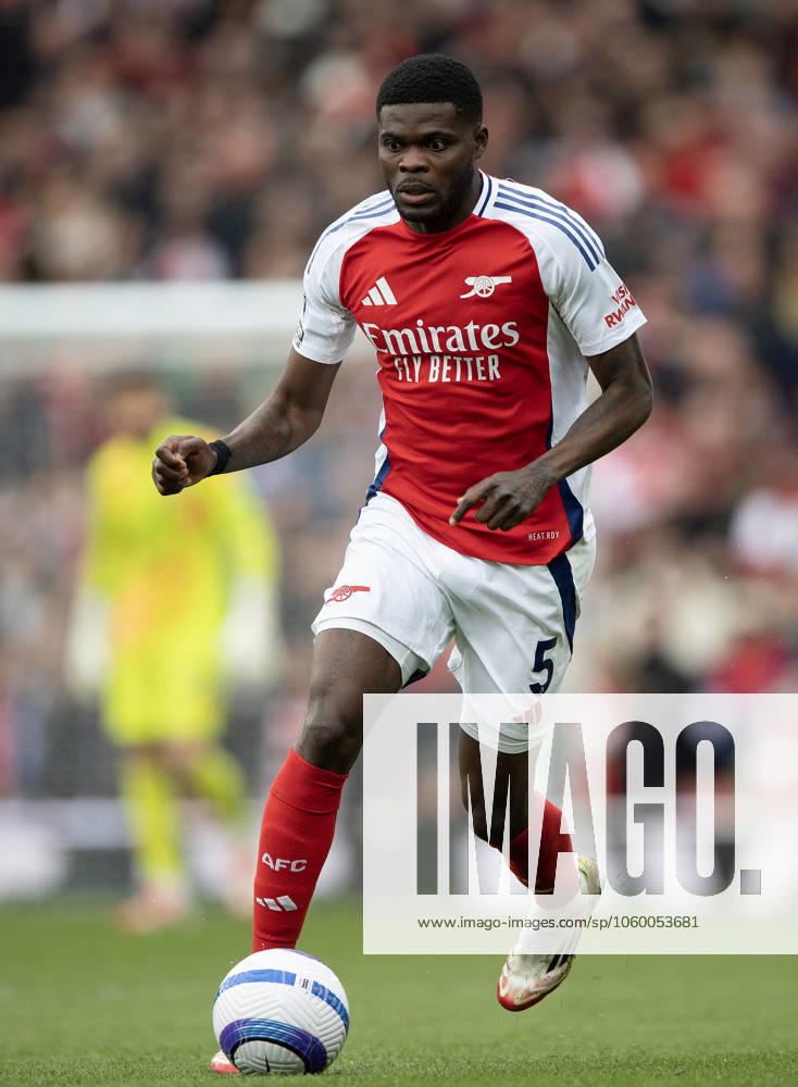 Arsenal FC v Chelsea FC - Premier League LONDON, ENGLAND - MARCH 16: Thomas Partey of Arsenal during the Premier League match between Arsenal FC and Chelsea FC at Emirates Stadium on March 16, 2025 in London, England. London Emirates Stadium England United Kingdom