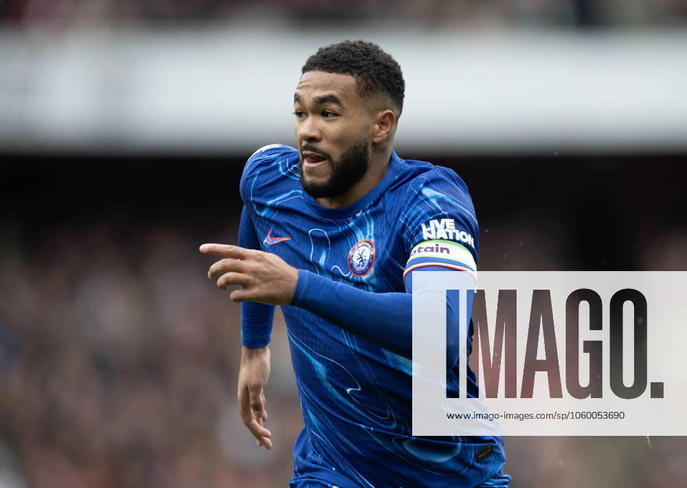 Arsenal FC v Chelsea FC - Premier League LONDON, ENGLAND - MARCH 16: Reece James of Chelsea during the Premier League match between Arsenal FC and Chelsea FC at Emirates Stadium on March 16, 2025 in London, England. London Emirates Stadium England United Kingdom