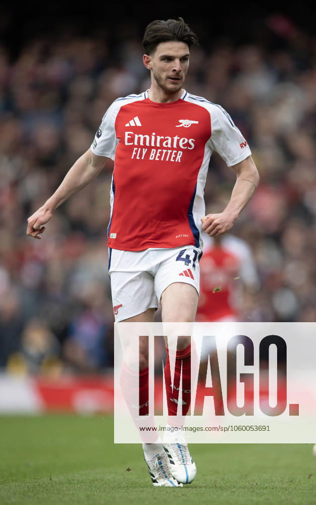 Arsenal FC v Chelsea FC - Premier League LONDON, ENGLAND - MARCH 16: Declan Rice of Arsenal during the Premier League match between Arsenal FC and Chelsea FC at Emirates Stadium on March 16, 2025 in London, England. London Emirates Stadium England United Kingdom