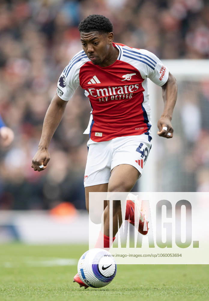 Arsenal FC v Chelsea FC - Premier League LONDON, ENGLAND - MARCH 16: Myles Lewis-Skelly of Arsenal during the Premier League match between Arsenal FC and Chelsea FC at Emirates Stadium on March 16, 2025 in London, England. London Emirates Stadium England United Kingdom