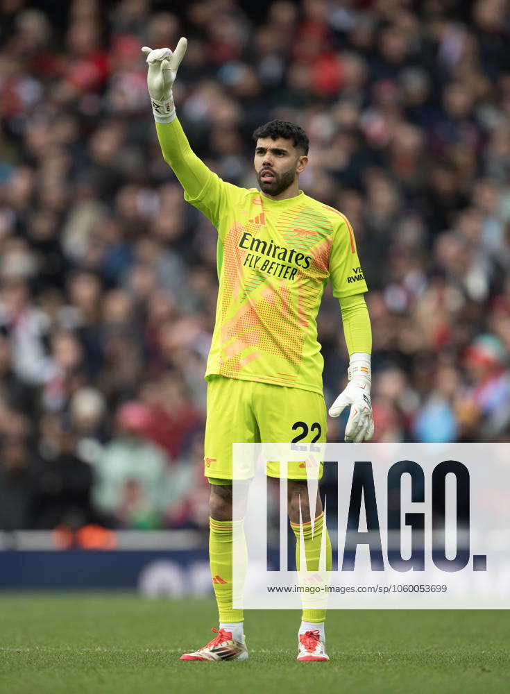 Arsenal FC v Chelsea FC - Premier League LONDON, ENGLAND - MARCH 16: David Raya of Arsenal during the Premier League match between Arsenal FC and Chelsea FC at Emirates Stadium on March 16, 2025 in London, England. London Emirates Stadium England United Kingdom