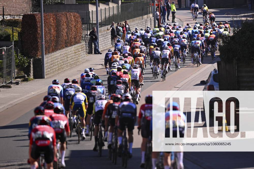 Danilith Nokere Koerse 2025 cycling race NOKERE, BELGIUM - MARCH 19 : illustration picture peloton during the Men Elite UCI 1.Pro 78th Danilith Nokere Koerse cycling race with start in Deinze and finish in Nokere (188,2 km) on March 19, 2025 in Nokere, Belgium, 19 03 2025 ( Motordriver Rodrique Verfaillie & Nokere Belgium