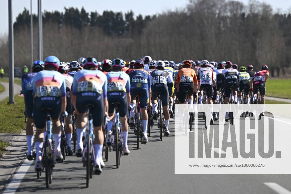 Danilith Nokere Koerse 2025 cycling race NOKERE, BELGIUM - MARCH 19 : illustration picture peloton during the Men Elite UCI 1.Pro 78th Danilith Nokere Koerse cycling race with start in Deinze and finish in Nokere (188,2 km) on March 19, 2025 in Nokere, Belgium, 19 03 2025 ( Motordriver Rodrique Verfaillie & Nokere Belgium