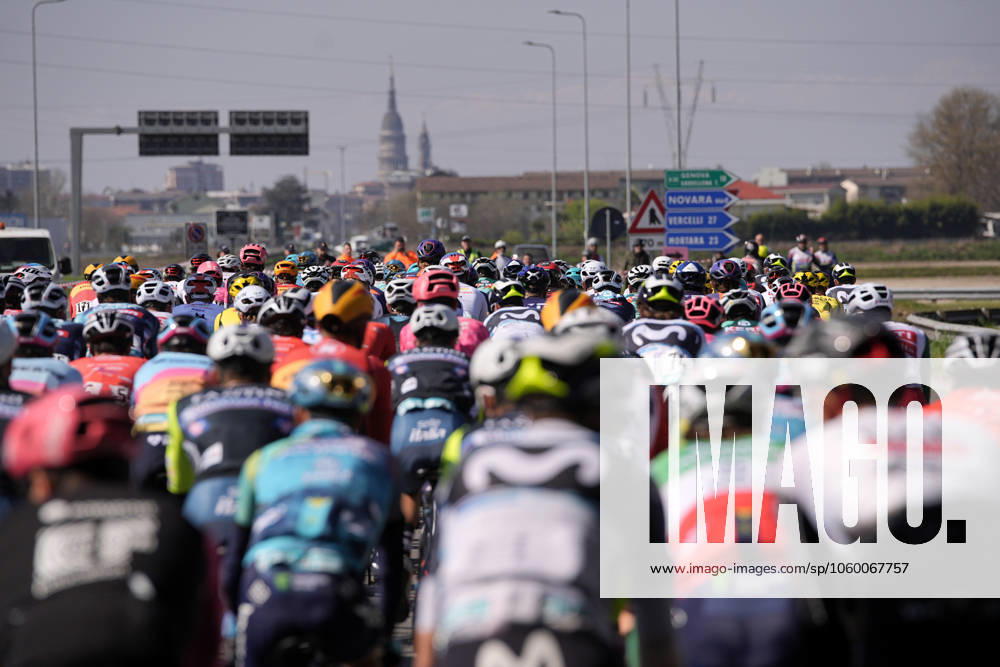 The pack rides cycles during the men s elite race of the Milano-Torino one day cycling race (174km) from Rho to Torino (Superga) - North West Italy- Wednesday, March 19, 2025. - cycling .