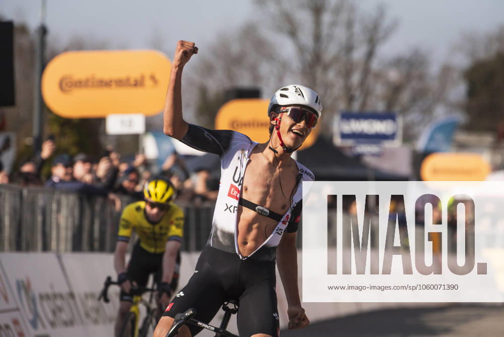 Turin, mexican rider Isaac Del Toro wins the Milano-Torino classic cycling race at Superga hill in Turin. Turin Italy - ZUMAm214 20250319_zip_m214_013