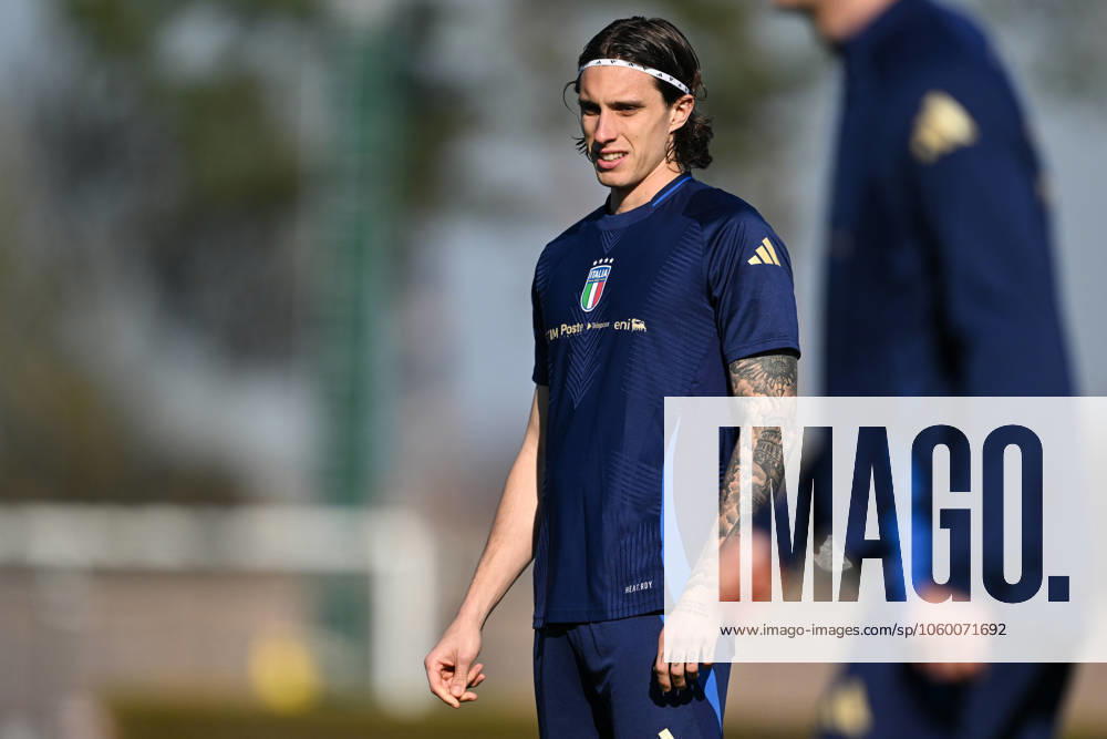 Riccardo Calafiori of Italy in action during a Italy training session at BPER Training Centre at BPER Training Centre Appiano Gentile on March 19, 2025 in Como, Italy