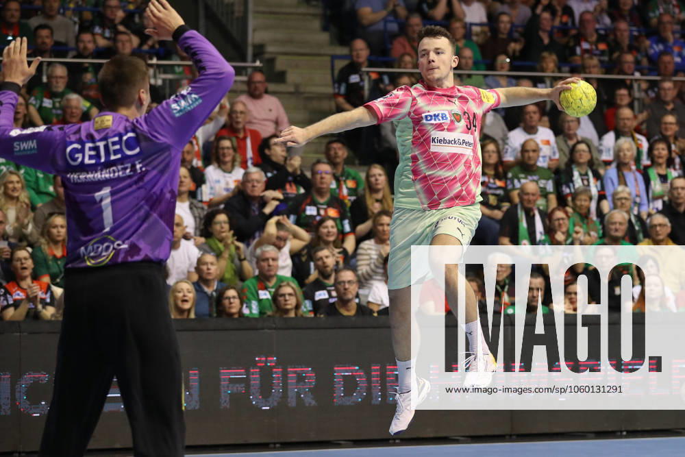 Handball, Daikin HBL, SC Magdeburg Füchse Berlin v l Hakun West av Teigum Berlin, 34 wirft Tor, Torschuetze, erzielt Tor, Treffer, scores the goal Magdeburg