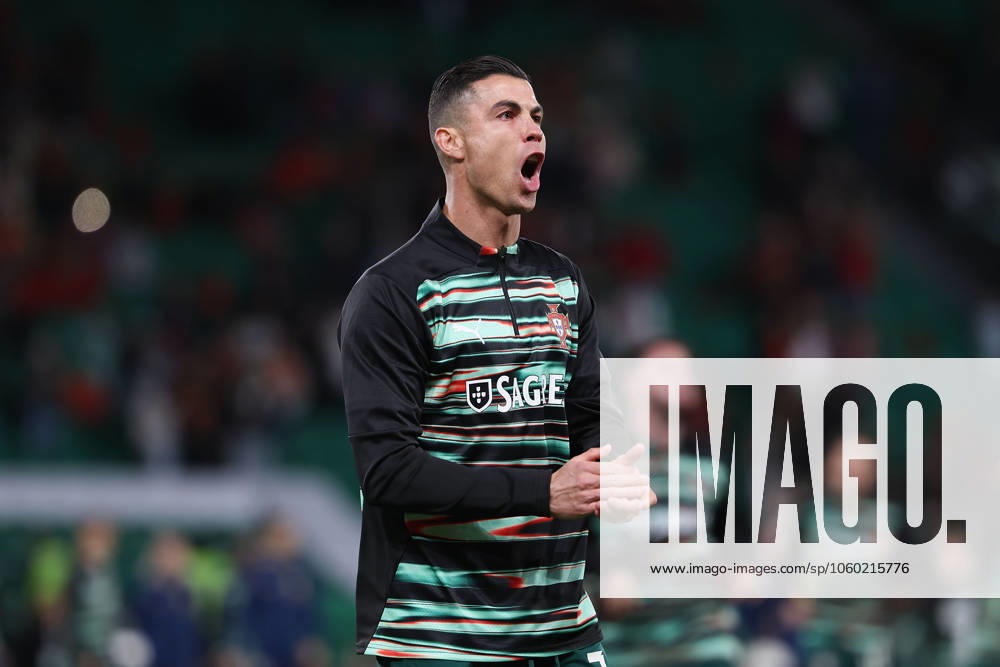 2025 03 23 Portugal, Lisbon Estadio Jose Alvalade UEFA Nations League 2025 Quarter finals Portugal Denmark v l , Cristiano Ronaldo Portugal greets the fans
