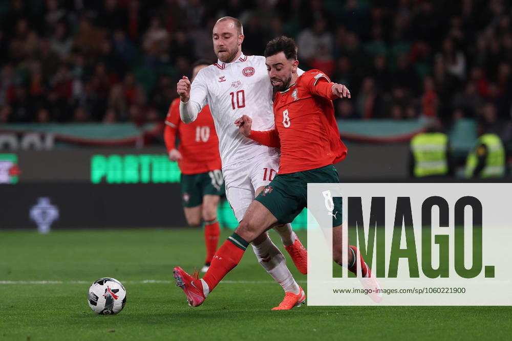 2025 03 23 Portugal, Lisbon Estadio Jose Alvalade UEFA Nations League 2025 Quarter finals Portugal Denmark v l , Christian Eriksen Denmark , Bruno Fernandes Portugal , duel, action, action, battles for the ball
