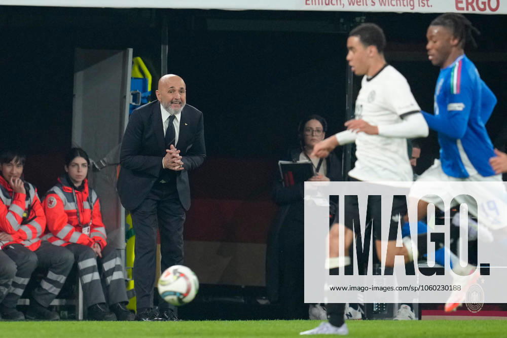 CALCIO - UEFA Nations League - Germany vs Italy Luciano Spalletti (Manager, Italy) reacts to the action Dortmund Germany