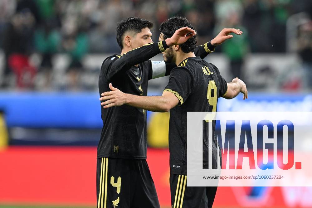 IV CONCACAF NATIONS LEAGUE 2024-2025 Mexico vs Panama - Final Raul Jimenez celebrates his goal 2-1 with Edson Alvarez of Mexico during the Final match between Mexican national team, Nationalteam (Mexico) and Panama as part Final Four of the Concacaf Nations League 2024-2025 at SoFi Stadium on March 23, 2025 in Inglewood, Los Angeles, California, United States. INGLEWOOD LOS ANGELES CALIFORNIA UNITED STATES