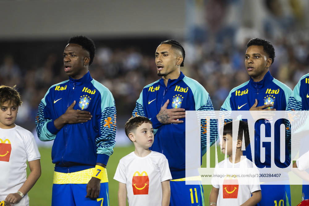 Argentina v Brazil - FIFA World Cup, WM, Weltmeisterschaft, Fussball 2026 Qualifier Vinicius Junior, Raphinha and Rodrygo of Brazil line up prior to the South of American FIFA World Cup 2026 Qualifier between Argentina and Brazil at Estadio Mas Monumental Antonio Vespucio Liberti on March 25, 2025 in Buenos Aires, Argentina. Buenos Aires Argentina