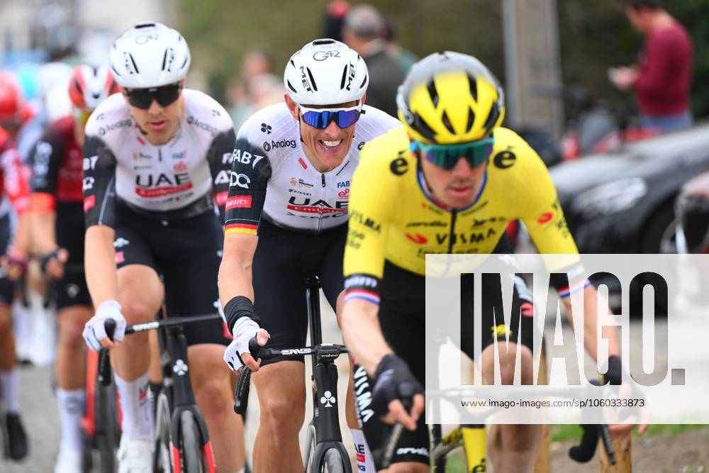 E3 Saxo Classic 2025 Cycling Race Harelbeke, Belgium - March 28 : Politt Nils (GER) of Uae Team Emirates - Xrg in action during the Men Elite UCI World Tour 68th E3 Saxo Classic cycling race of 208 kms with start in Harelbeke and finish in Harelbeke on March 28, 2025 in Harelbeke, Belgium, 28 03 2025 ( Motordriver Kenny Verfaillie - Harelbeke Belgium