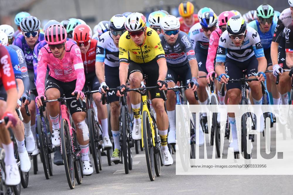 E3 Saxo Classic 2025 Cycling Race Harelbeke, Belgium - March 28 : Van Aert Wout (BEL) of Team Visma Lease A Bike in action during the Men Elite UCI World Tour 68th E3 Saxo Classic cycling race of 208 kms with start in Harelbeke and finish in Harelbeke on March 28, 2025 in Harelbeke, Belgium, 28 03 2025 ( Motordriver Kenny Verfaillie - Harelbeke Belgium