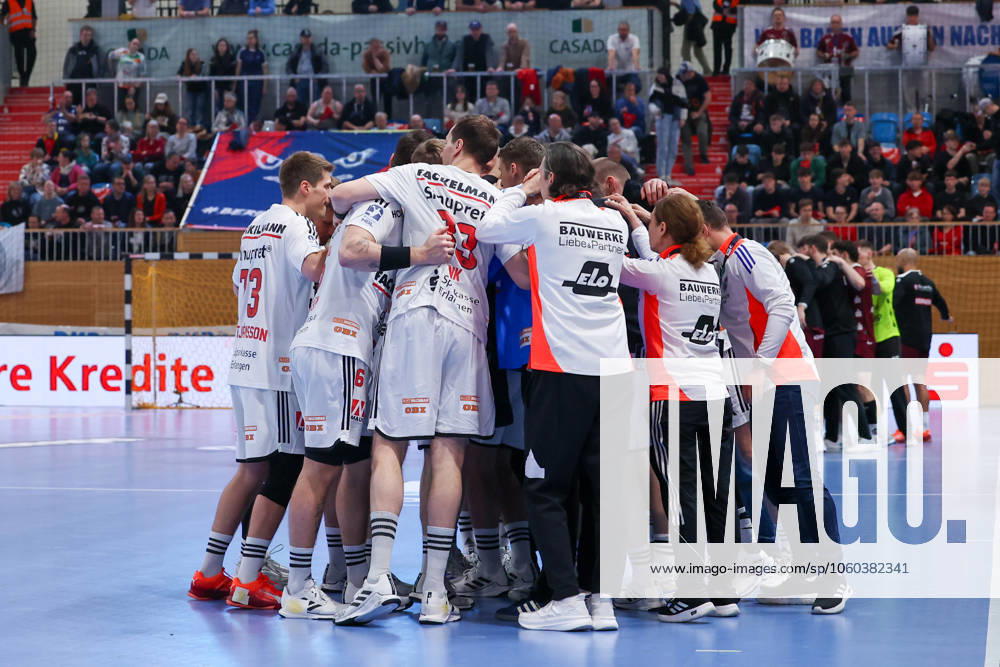 The Erlangen team is going to battle, 1 VFL Potsdam vs HC Erlangen, 1 Bundesliga, Daikin, HBL, 29 03 2025 Potsdam Brandenburg Germany