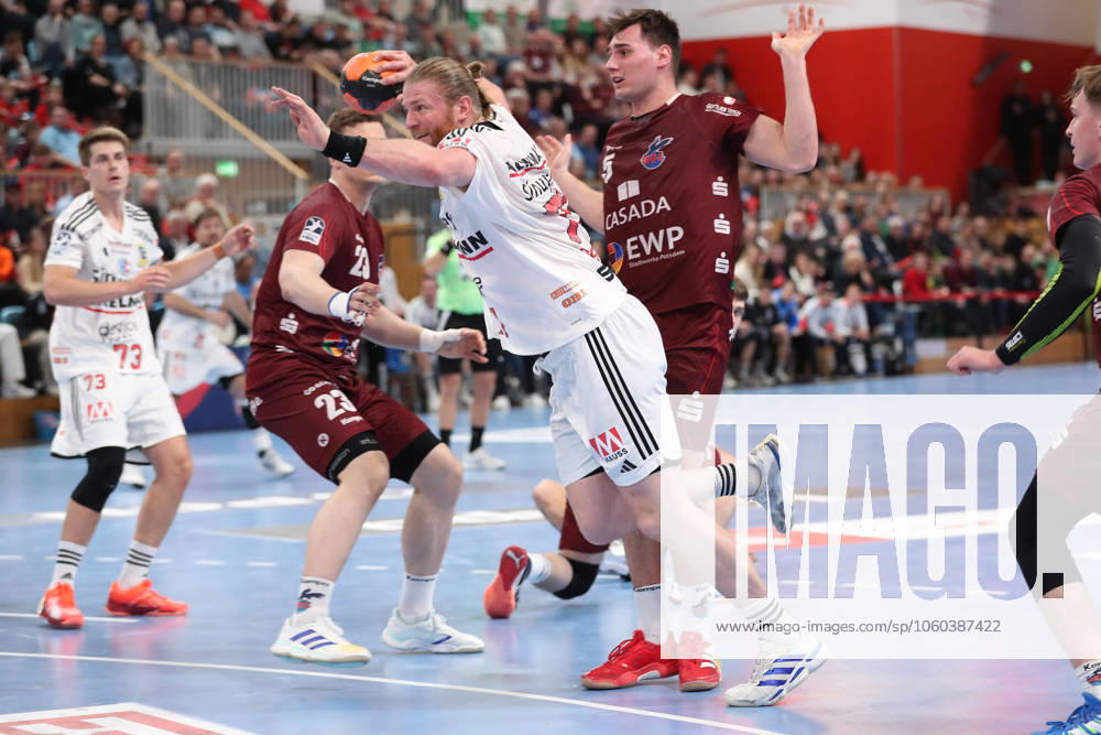 Handball Daikin HBL, VfL Potsdam HC Erlangen, v l Maciej Gebala Erlangen, 77 throws goal, goal scorer, scores goal, scores the goal Potsdam