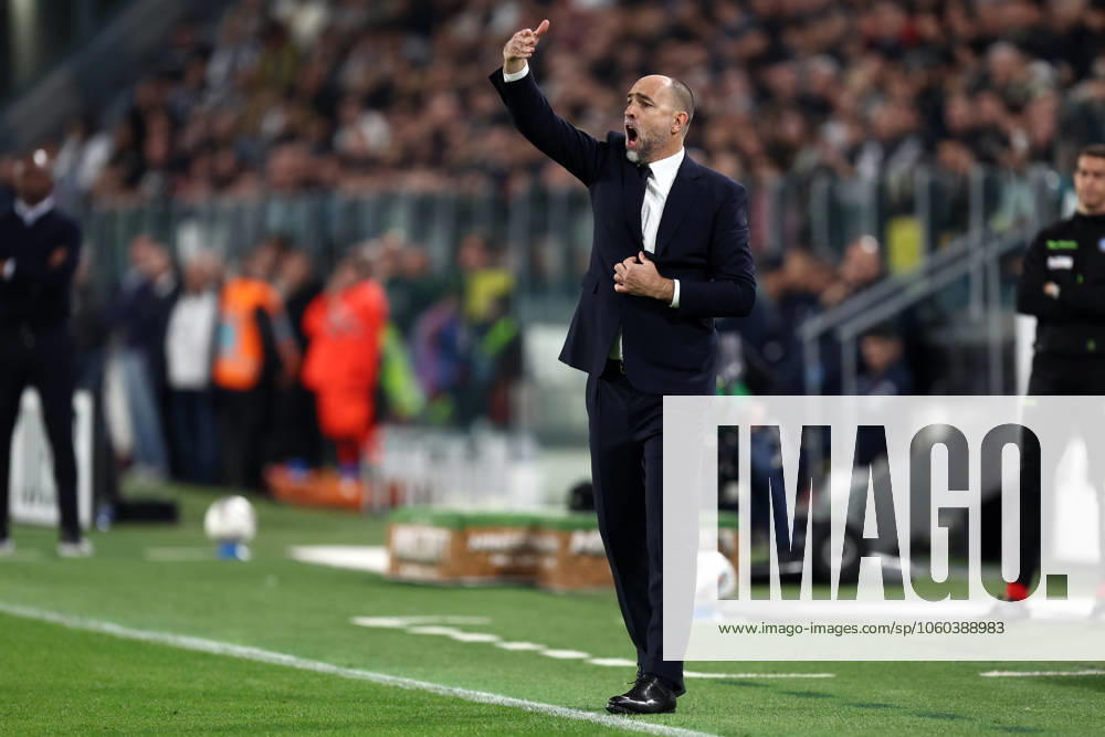 Juventus Fc - Genoa Cfc Igor Tudor, head coach of Juventus Fc gestures during the Serie A match beetween Juventus Fc and Genoa Cfc at Allianz Stadium on March 29, 2025 in Turin, Italy . Torino Allianz Stadium Italy